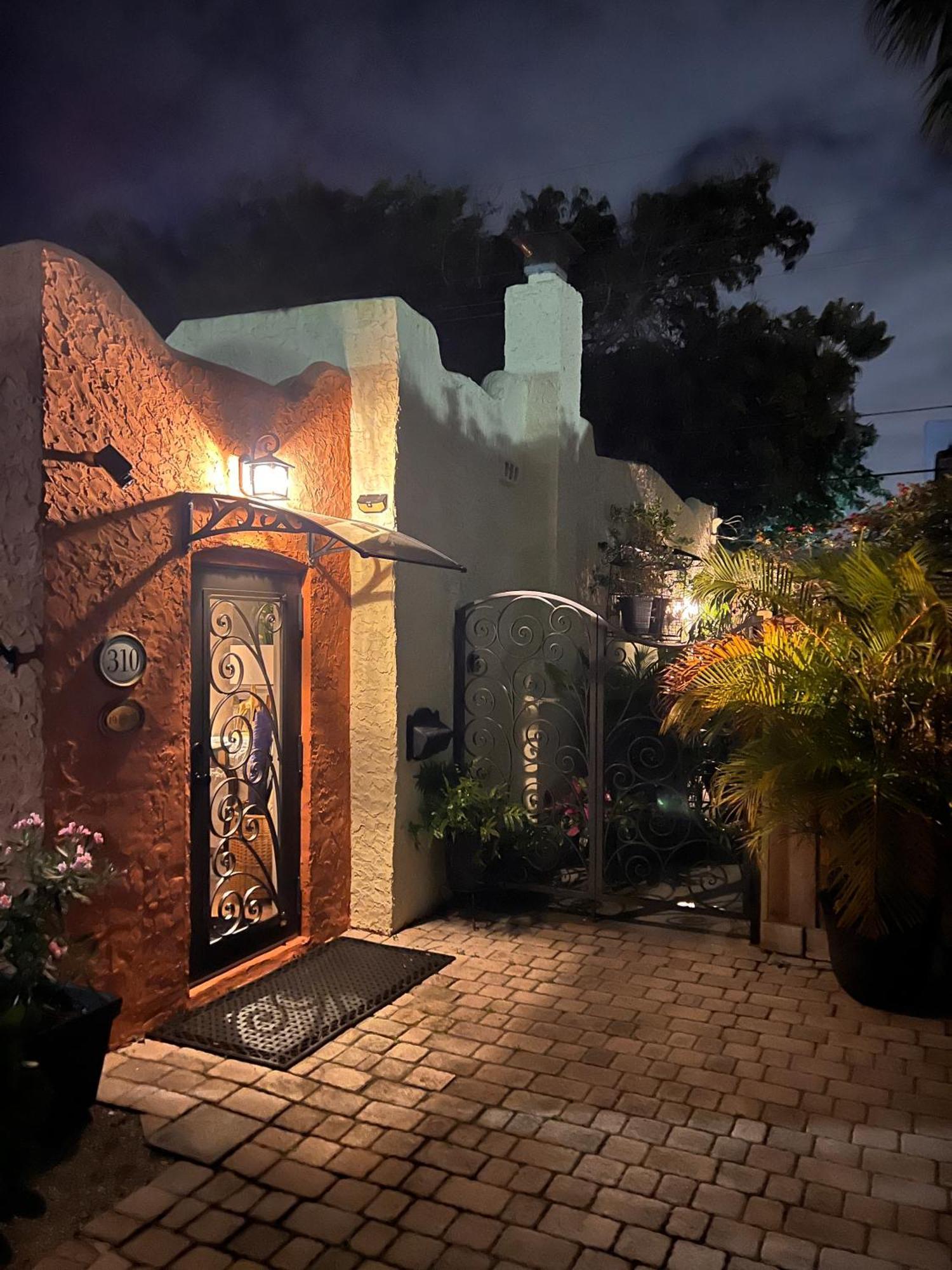 Tropical Designer House In Heart Of Antique Row Wpb Villa เวสต์ปาล์มบีช ภายนอก รูปภาพ